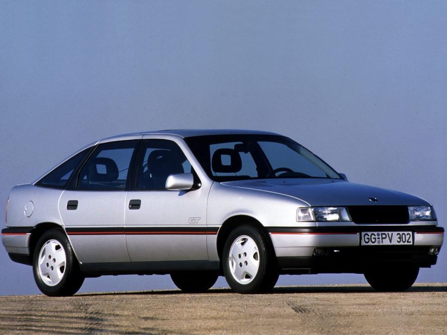  Opel Vectra GT Hatchback 1988 года  (фото 6 из 7)
